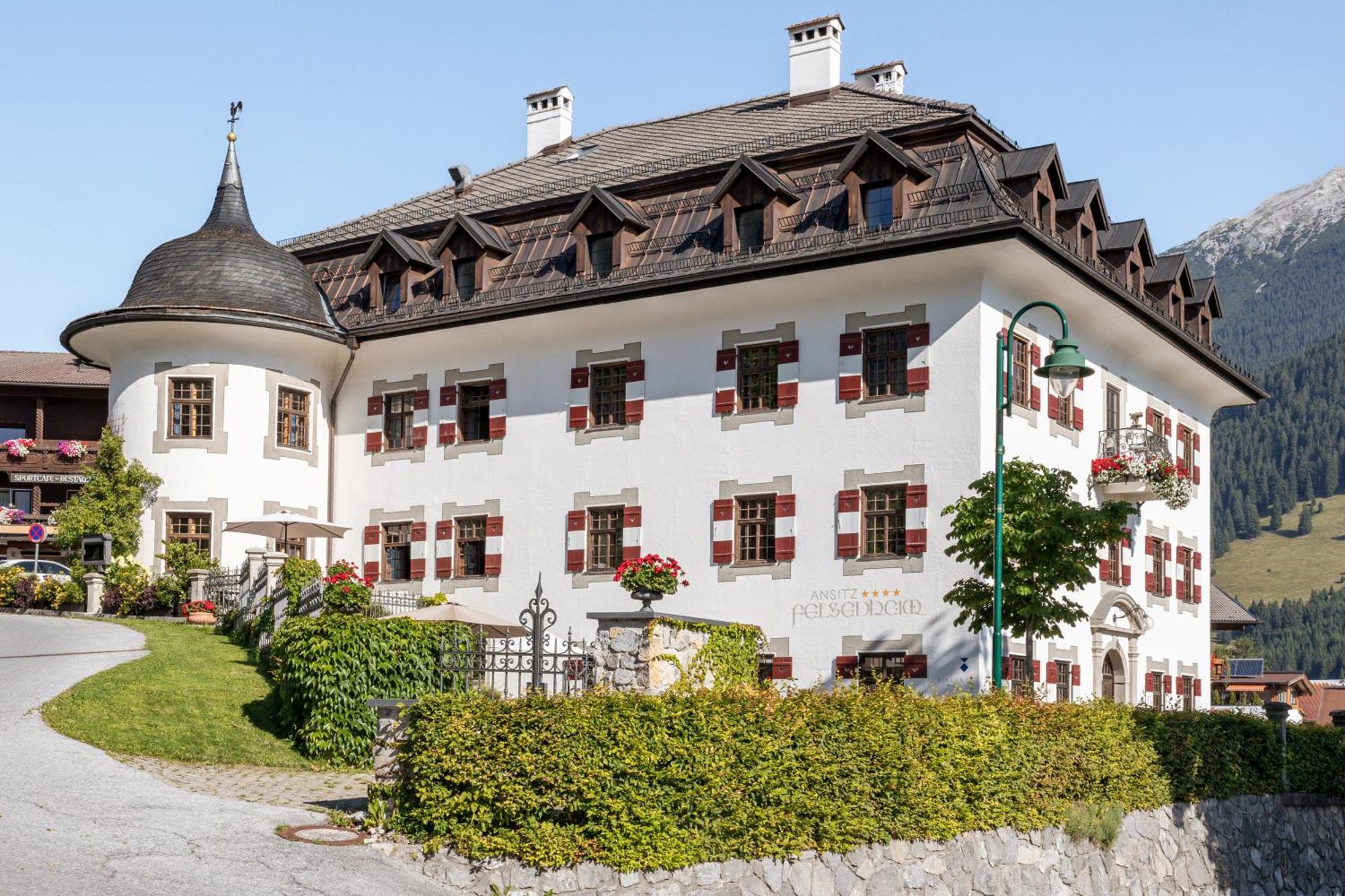 Aparthotel Ansitz Felsenheim Lermoos Exterior photo